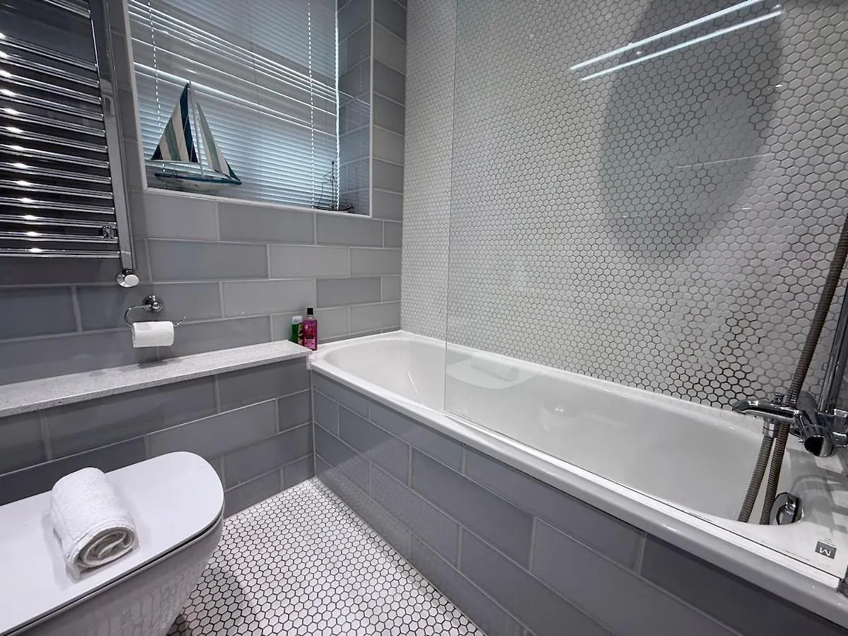 Hazelnut Seaview One Bedroom Bn141Kin05 Brighton 0*,